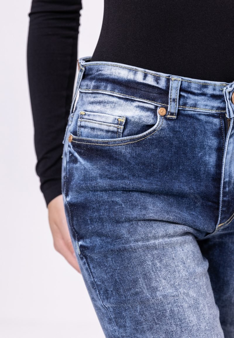 damen-jeans-lisa-m4